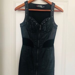 XXI dress